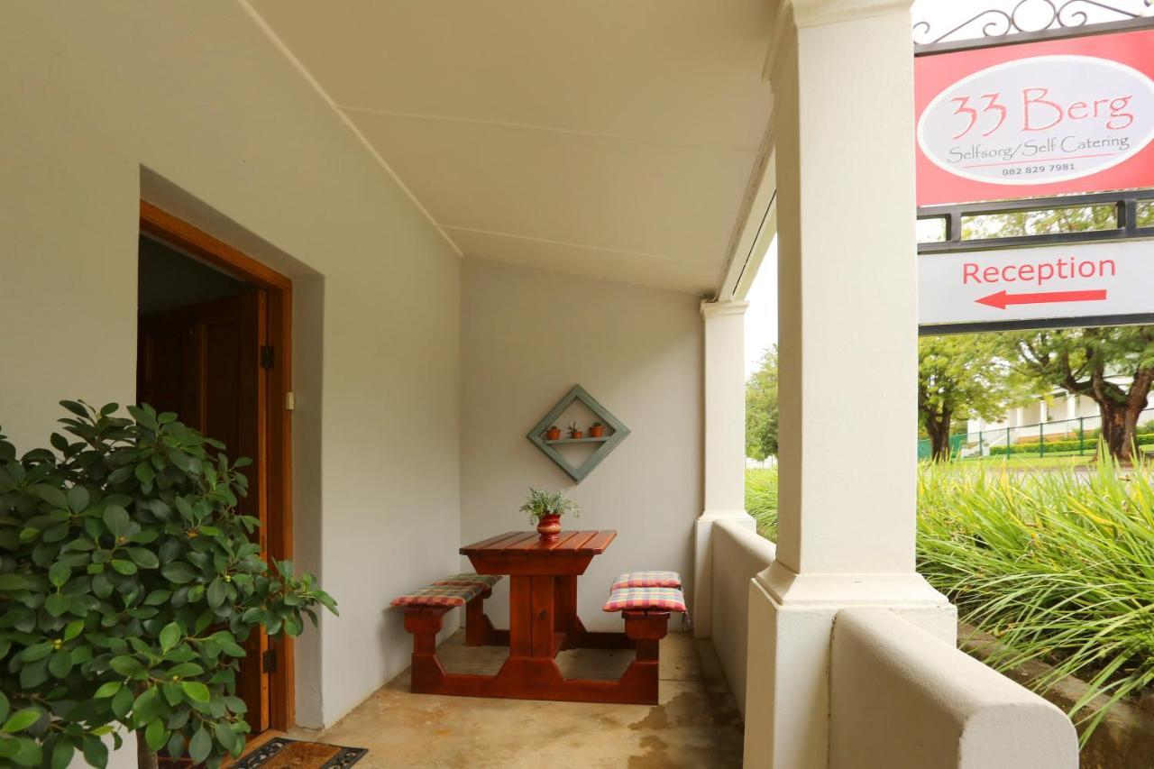 33 Berg Selfcatering Hotel Swellendam Exterior photo